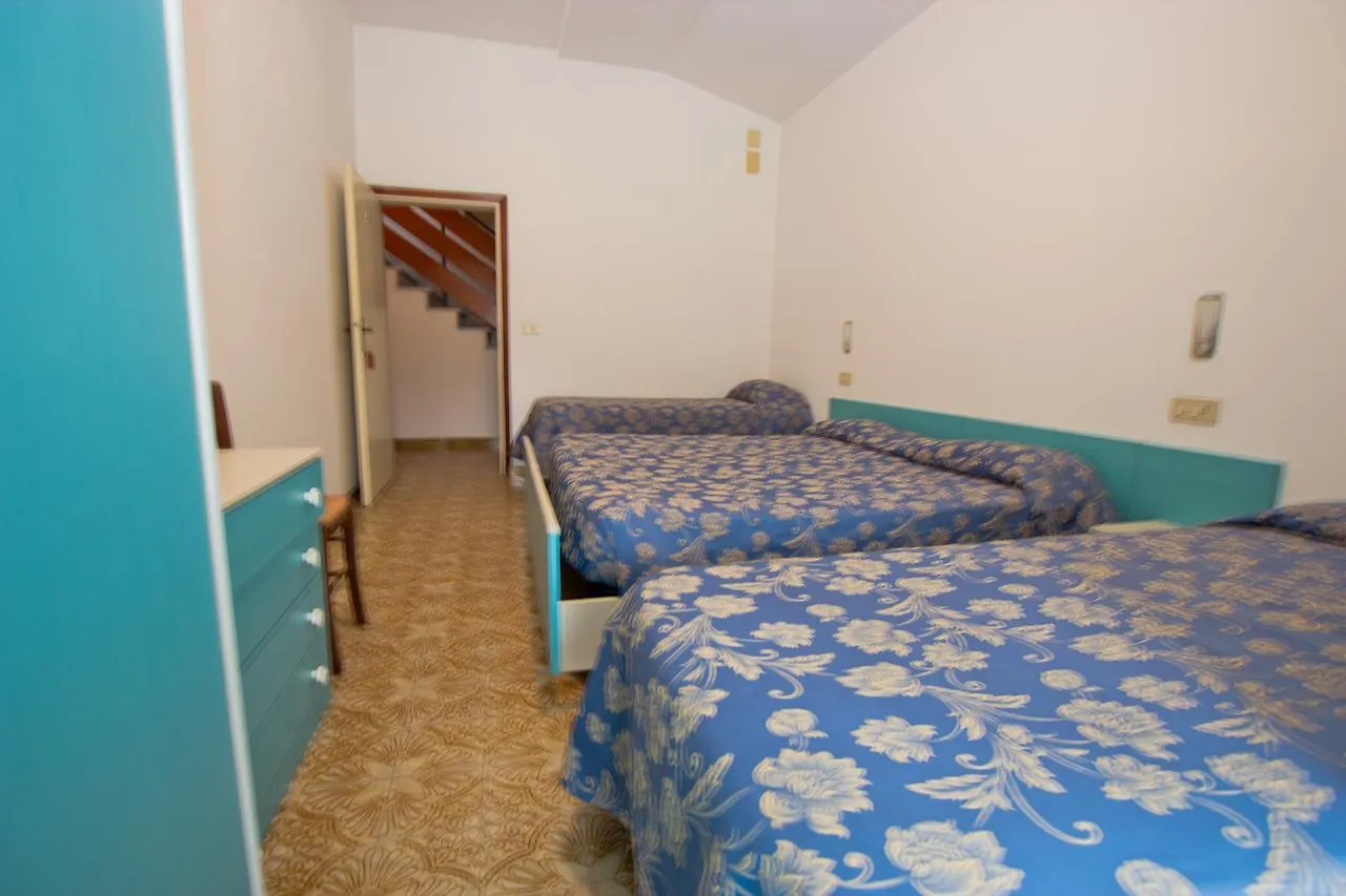 Villa Olga Marina di Massa Hotel