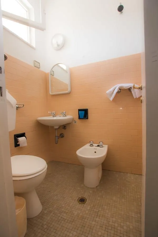 Villa Olga Marina di Massa 2*,  Italy