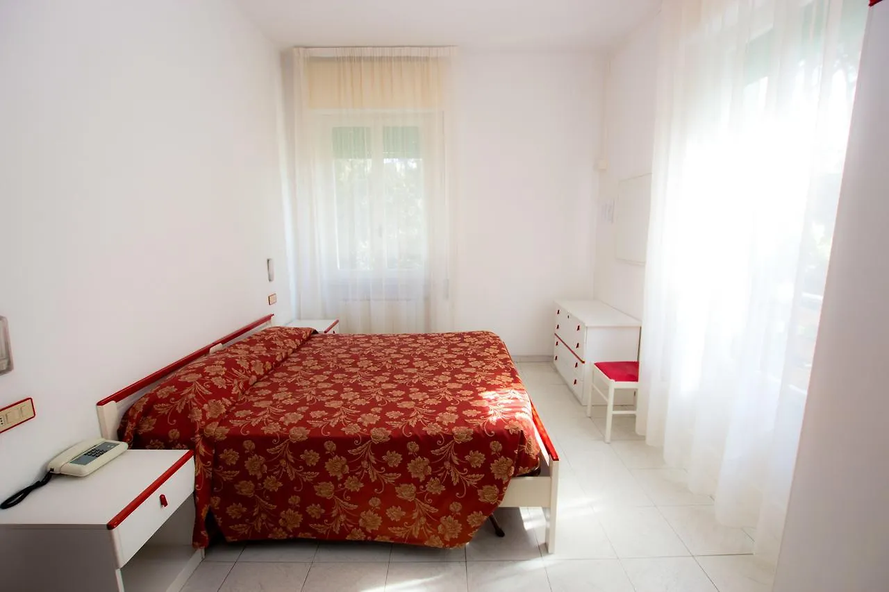 Villa Olga Marina di Massa 2*,  Italy